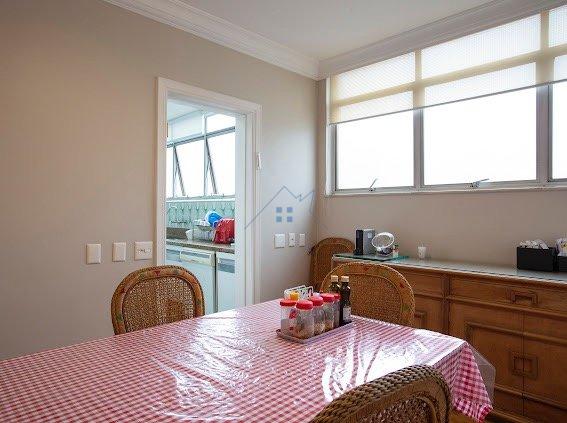 Apartamento em Higienópolis 323m² 4 dorm 2 suites 2 vagas Rua Baronesa de Itu São Paulo - 