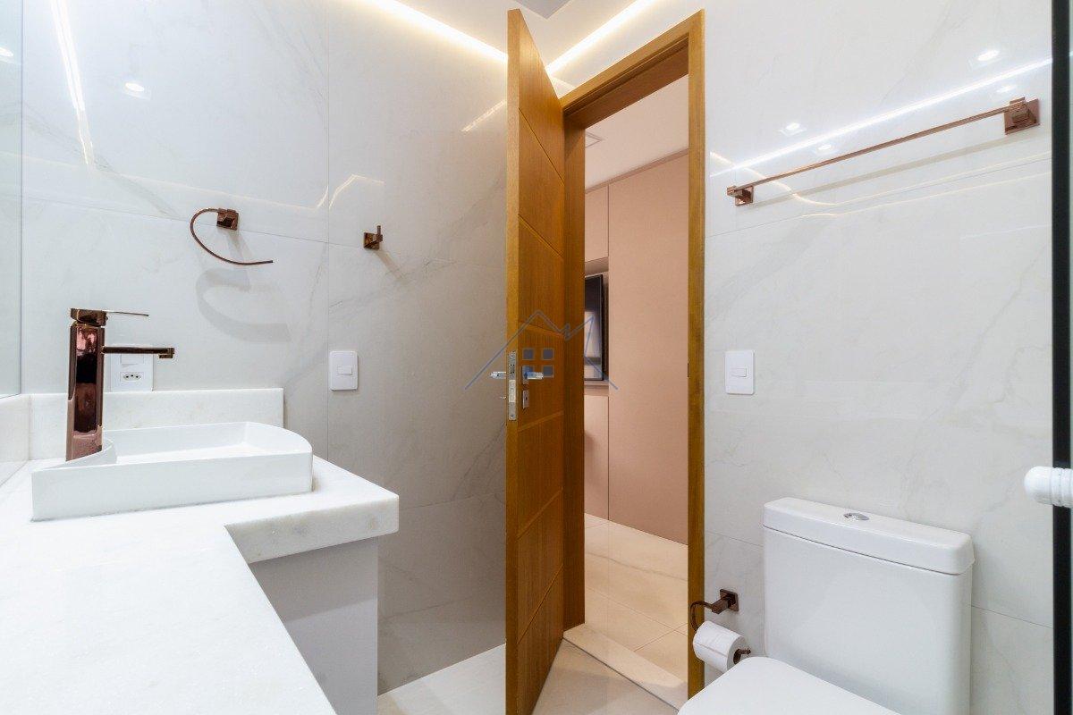Apartamento no Alto de Pinheiros 3 suítes 3 vagas Rua Coelho de Carvalho São Paulo - 