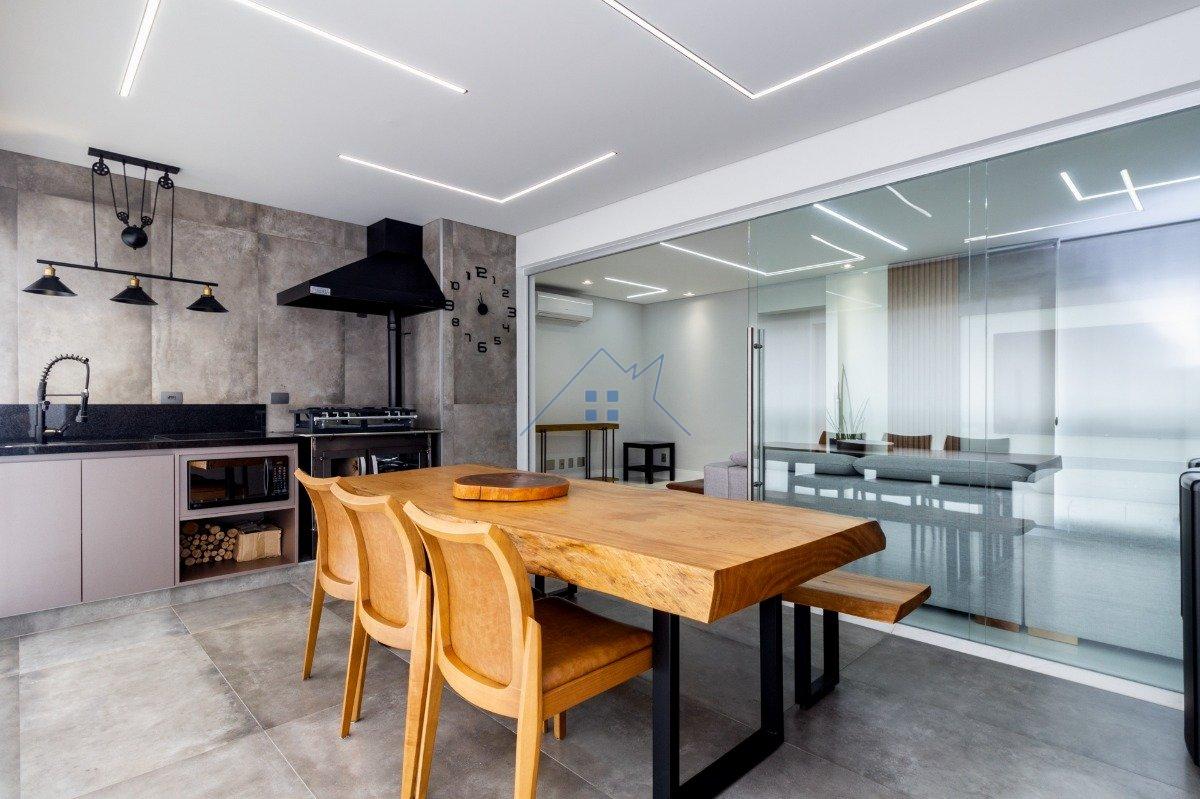 Apartamento no Alto de Pinheiros 3 suítes 3 vagas Rua Coelho de Carvalho São Paulo - 