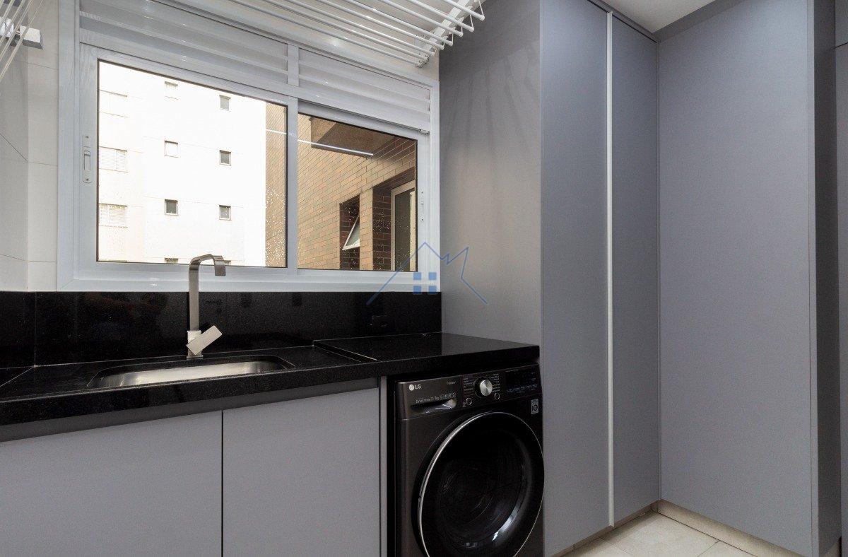 Apartamento no Alto de Pinheiros 3 suítes 3 vagas Rua Coelho de Carvalho São Paulo - 