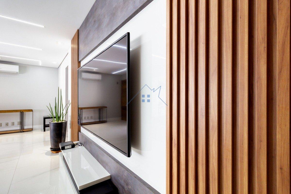 Apartamento no Alto de Pinheiros 3 suítes 3 vagas Rua Coelho de Carvalho São Paulo - 