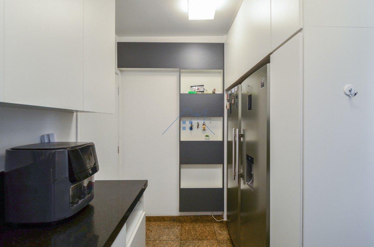 Apartamento na Cidade Monções 104m² 3 dorm 2 vagas Rua Flórida São Paulo - 