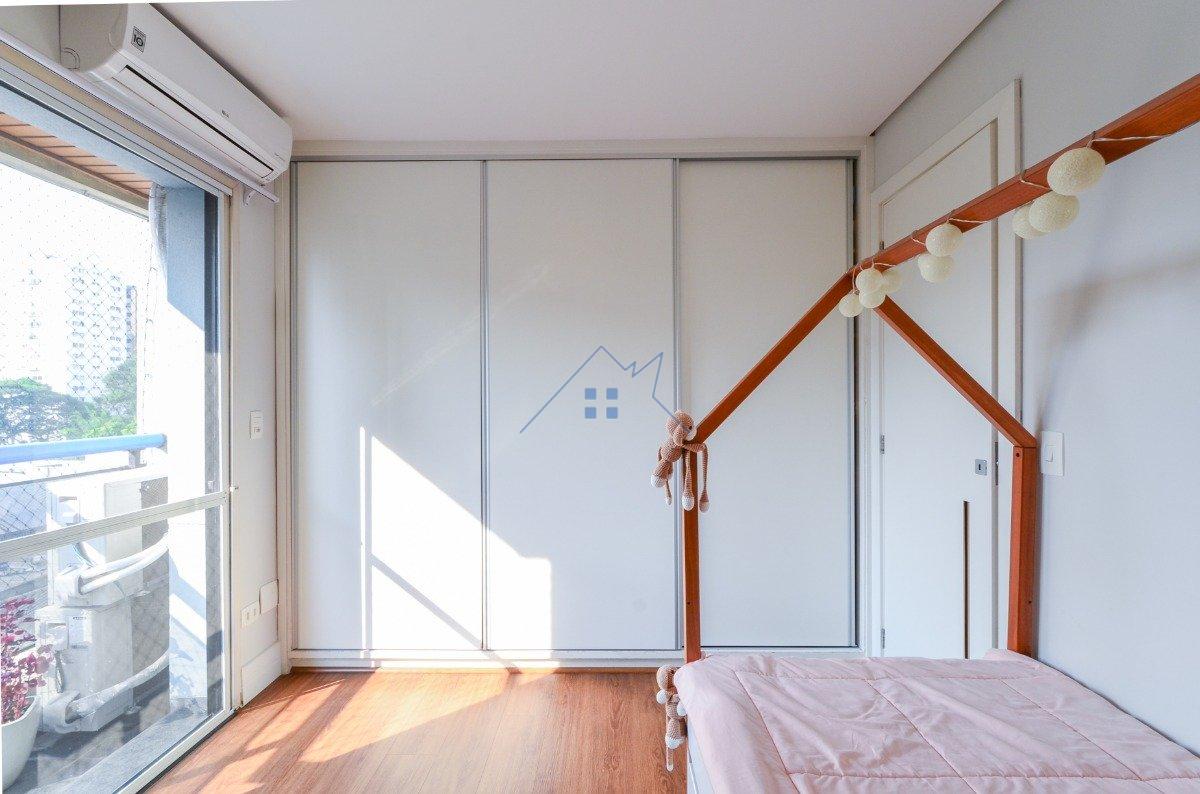 Apartamento na Cidade Monções 104m² 3 dorm 2 vagas Rua Flórida São Paulo - 