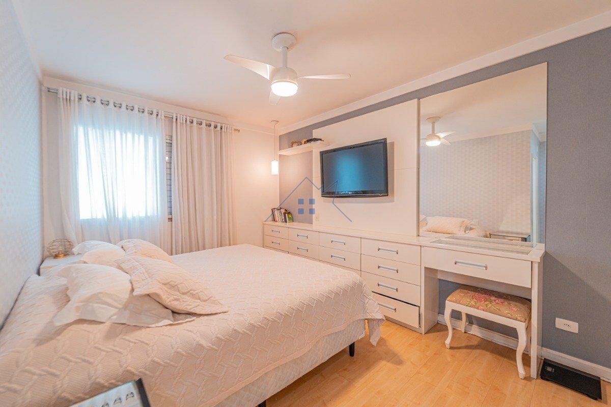 Apartamento no Campo Belo 4 dorm 2 vagas 174m² Rua Morais de Barros São Paulo - 