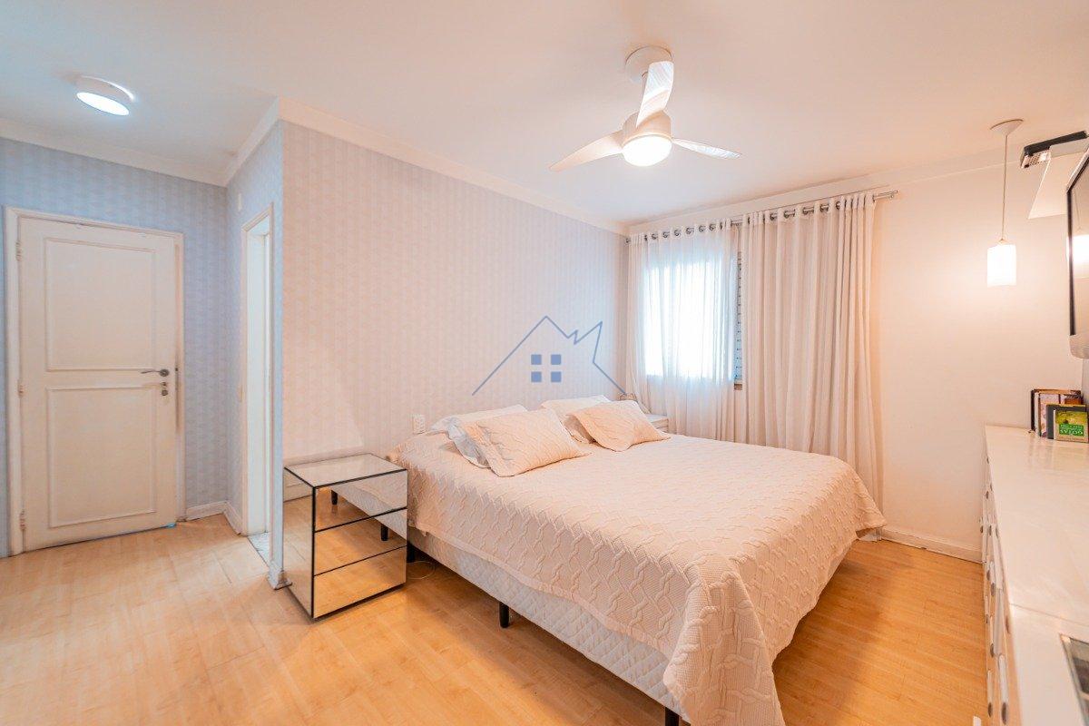 Apartamento no Campo Belo 4 dorm 2 vagas 174m² Rua Morais de Barros São Paulo - 