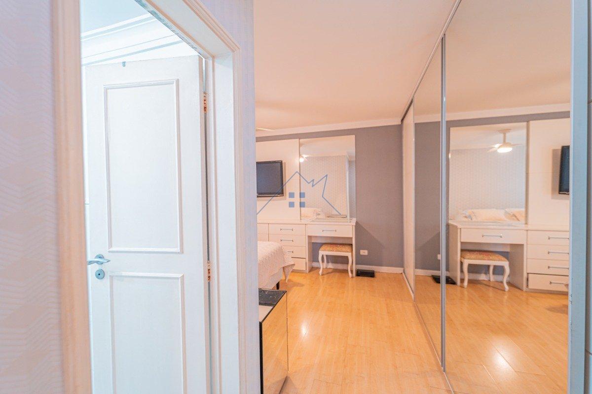 Apartamento no Campo Belo 4 dorm 2 vagas 174m² Rua Morais de Barros São Paulo - 