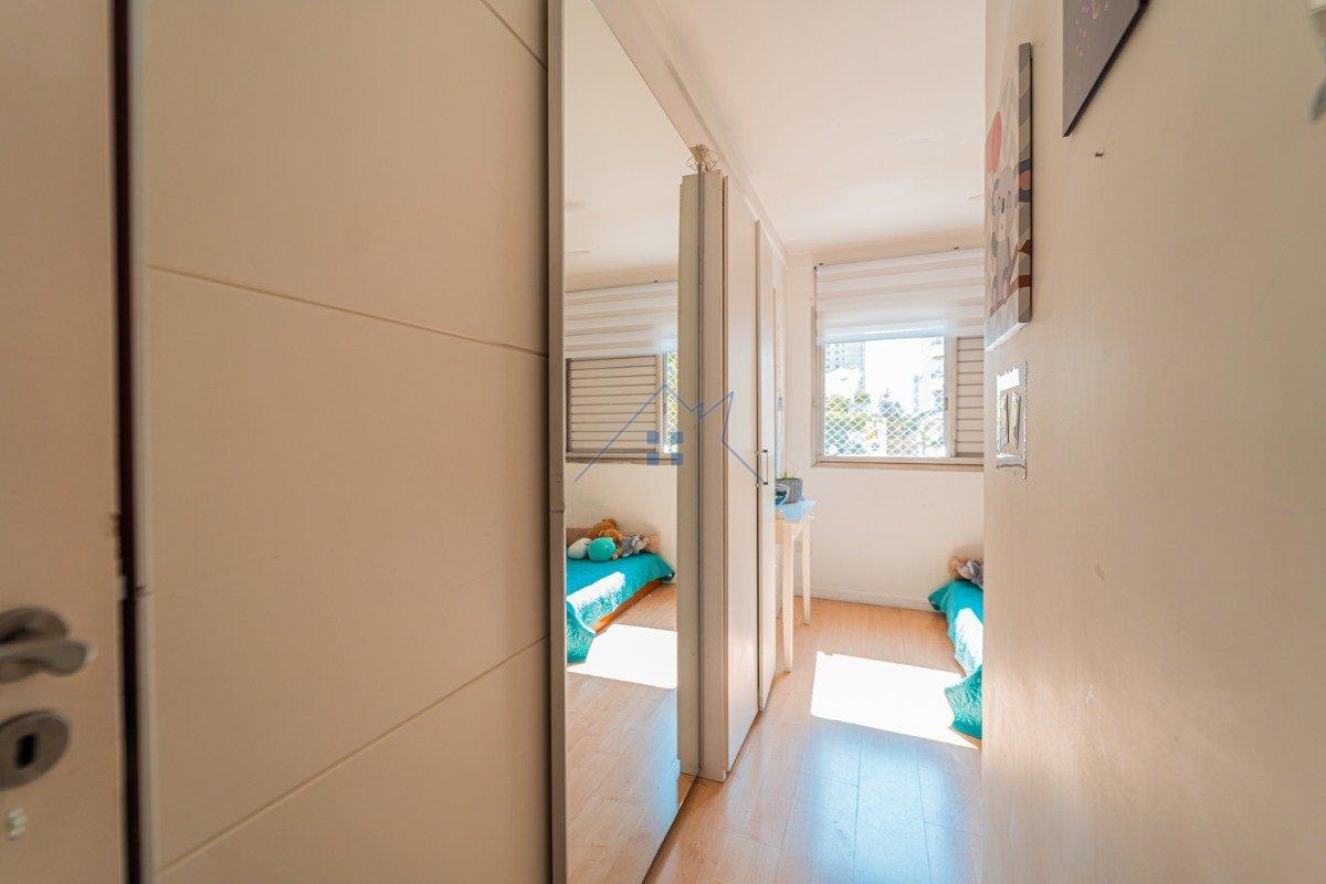 Apartamento no Campo Belo 4 dorm 2 vagas 174m² Rua Morais de Barros São Paulo - 