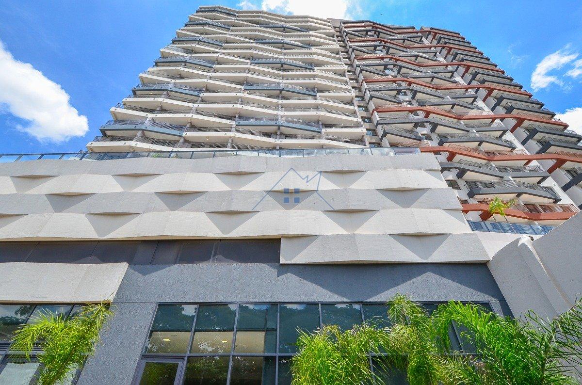 Apartamento 1 dorm com 1 vaga em Santo Amaro Avenida Vereador José Diniz São Paulo - 