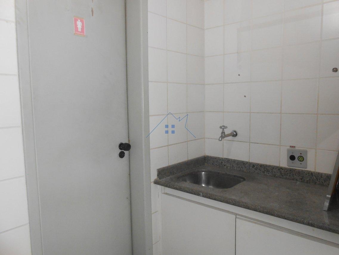 Sala Comercial na Barra Funda com 98m² 2 vagas de garagem Avenida Francisco Matarazzo São Paulo - 