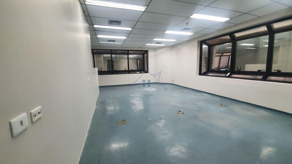 Sala Comercial na Barra Funda com 98m² e 2 vagas Avenida Francisco Matarazzo São Paulo - 