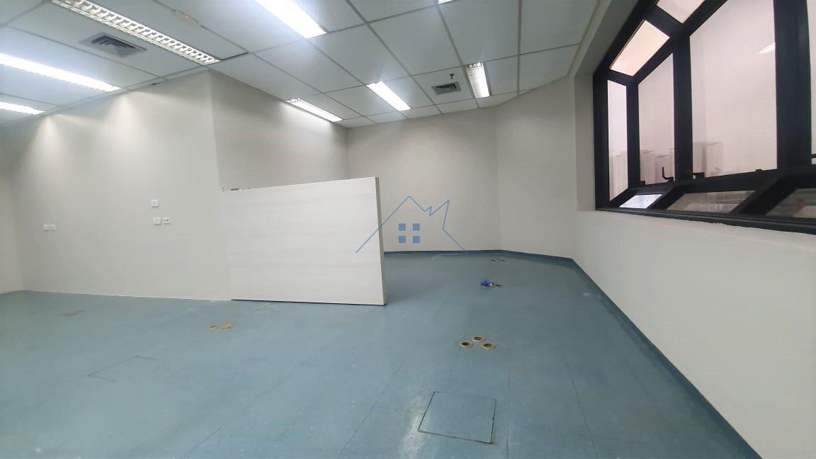 Sala Comercial na Barra Funda com 98m² e 2 vagas Avenida Francisco Matarazzo São Paulo - 