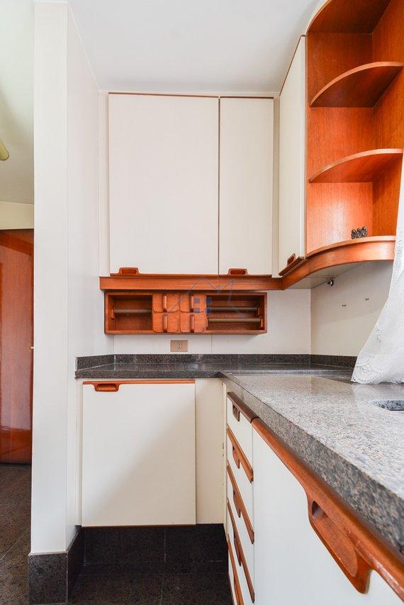 Apartamento no Pacaembú 04 dorm 03 vagas 274m²  São Paulo - 