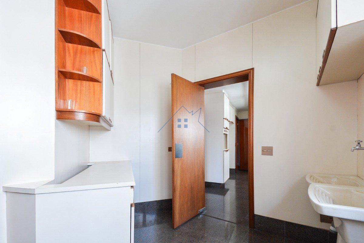 Apartamento no Pacaembú 04 dorm 03 vagas 274m²  São Paulo - 