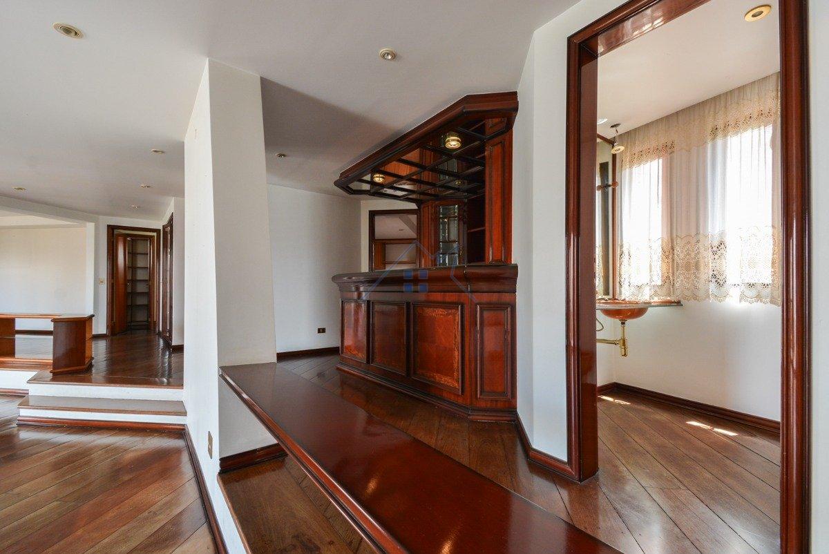 Apartamento no Pacaembú 04 dorm 03 vagas 274m²  São Paulo - 