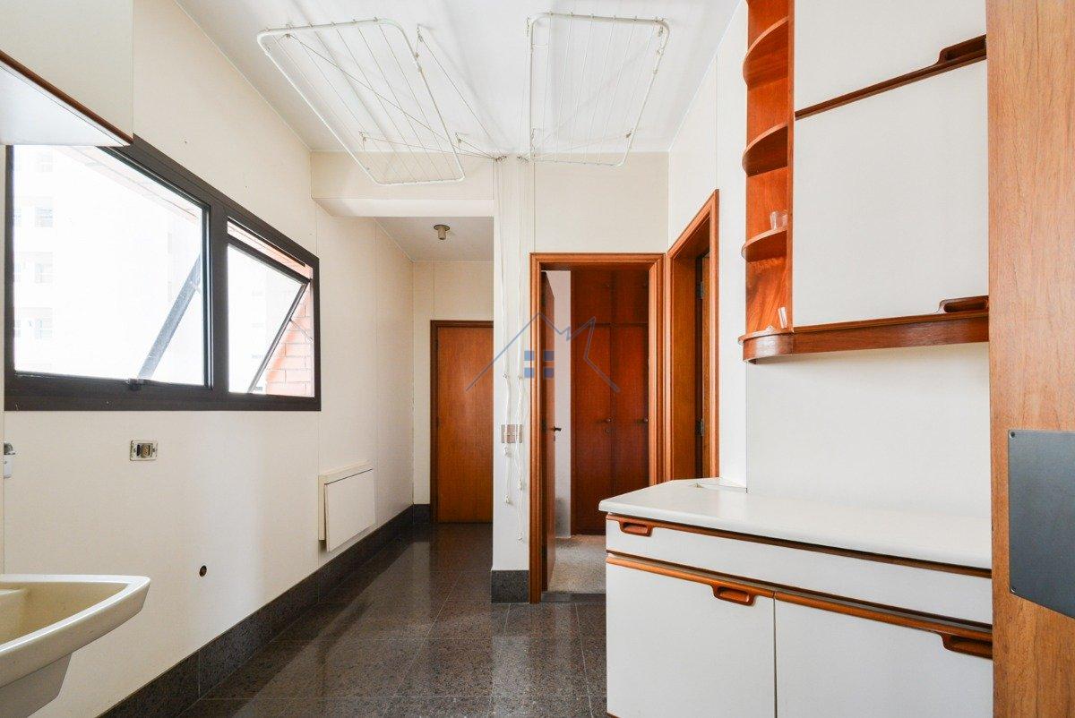 Apartamento no Pacaembú 04 dorm 03 vagas 274m²  São Paulo - 