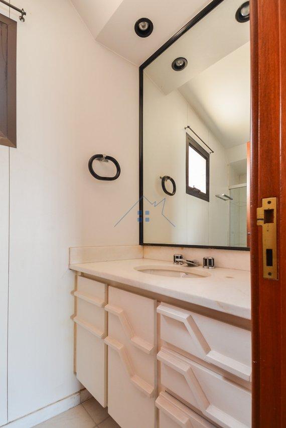 Apartamento no Pacaembú 04 dorm 03 vagas 274m²  São Paulo - 