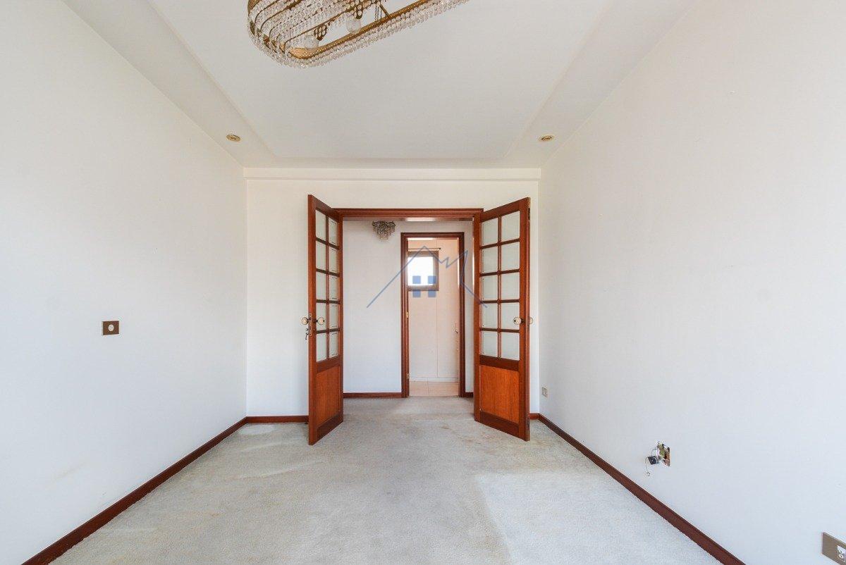 Apartamento no Pacaembú 04 dorm 03 vagas 274m²  São Paulo - 