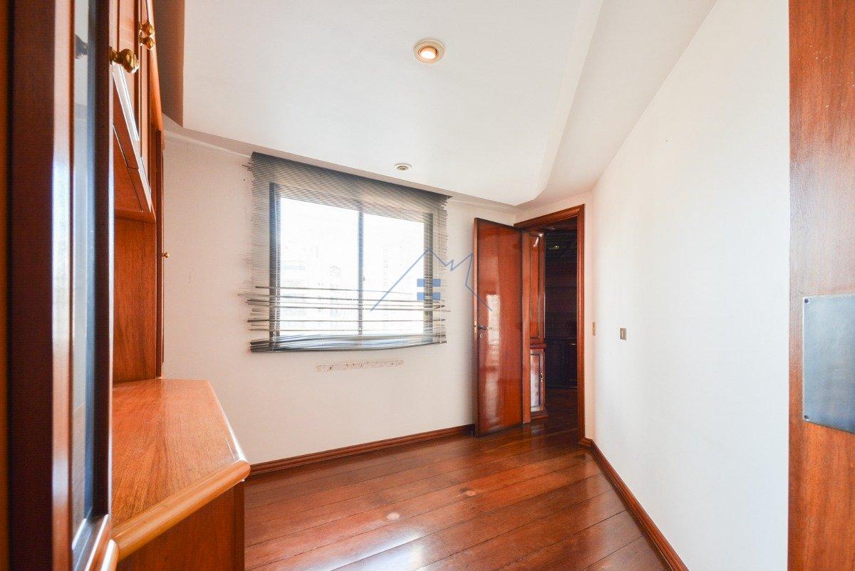 Apartamento no Pacaembú 04 dorm 03 vagas 274m²  São Paulo - 