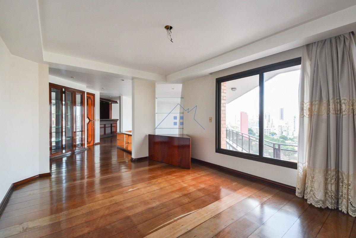 Apartamento no Pacaembú 04 dorm 03 vagas 274m²  São Paulo - 