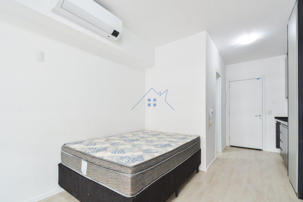 Studio em Pinheiros 1 vaga Rua dos Pinheiros São Paulo - 