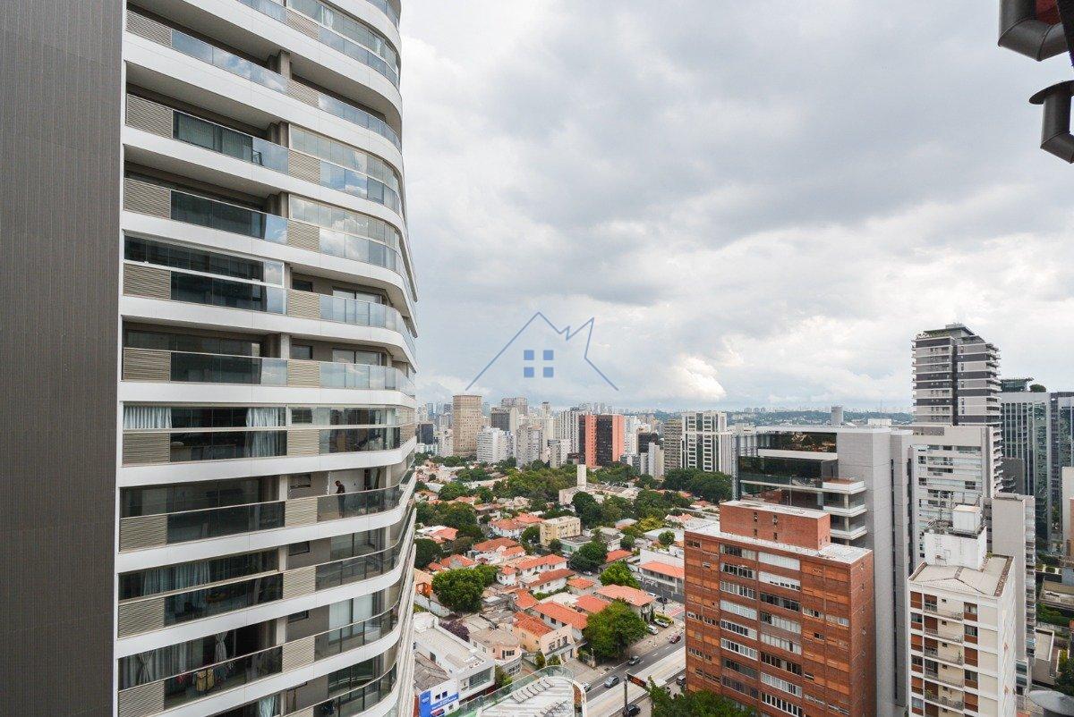 Studio em Pinheiros 1 vaga Rua dos Pinheiros São Paulo - 