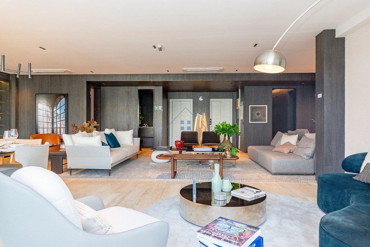 Apartamento no Paraiso com 4 suítes e 4 vagas Rua Achilles Masetti São Paulo - 