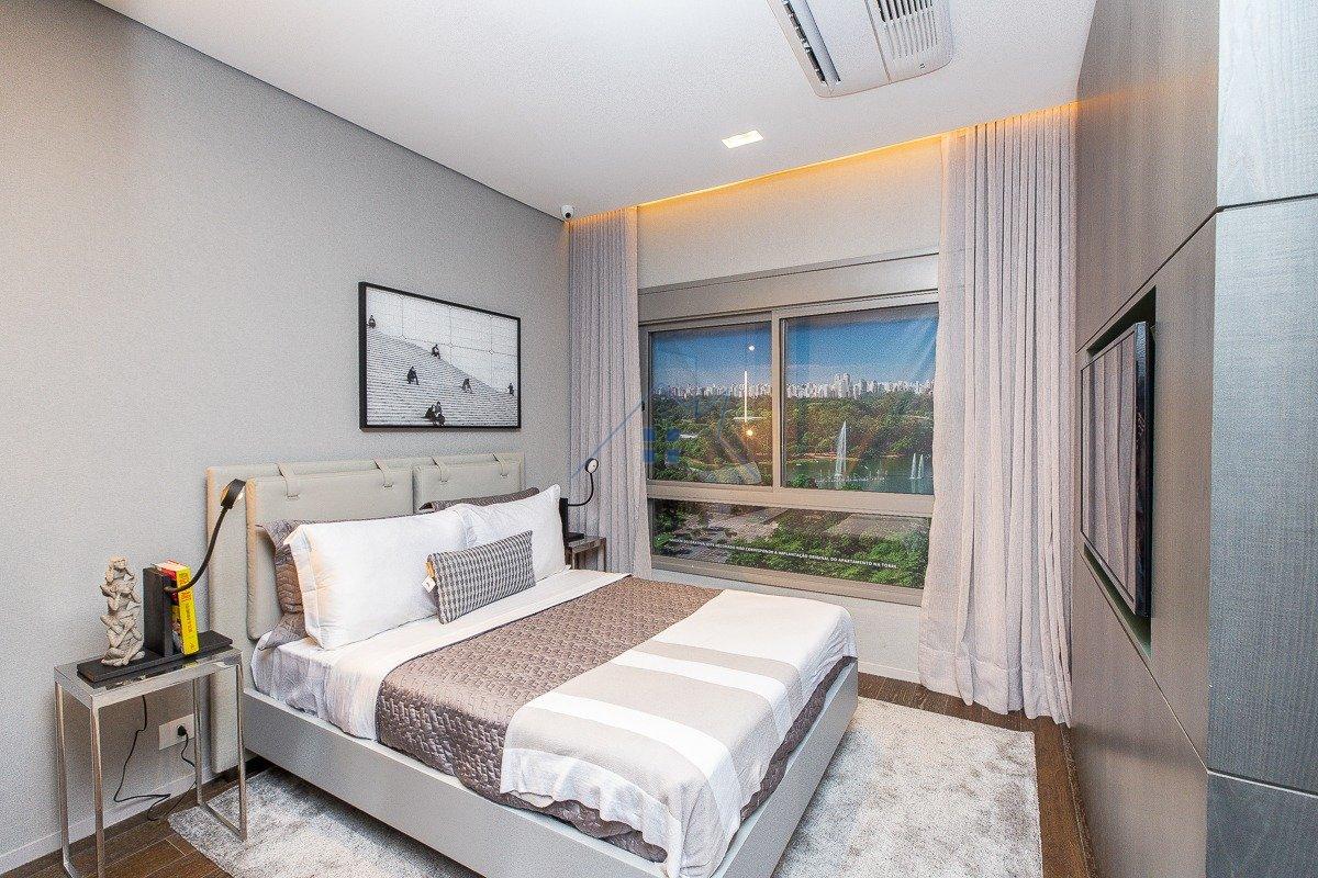 Apartamento no Paraiso com 4 suítes e 4 vagas Rua Achilles Masetti São Paulo - 
