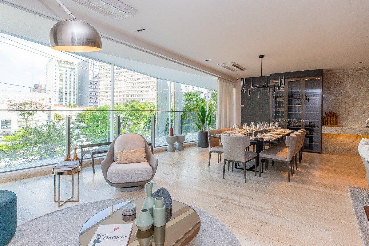 Apartamento no Paraiso com 4 suítes e 4 vagas Rua Achilles Masetti São Paulo - 