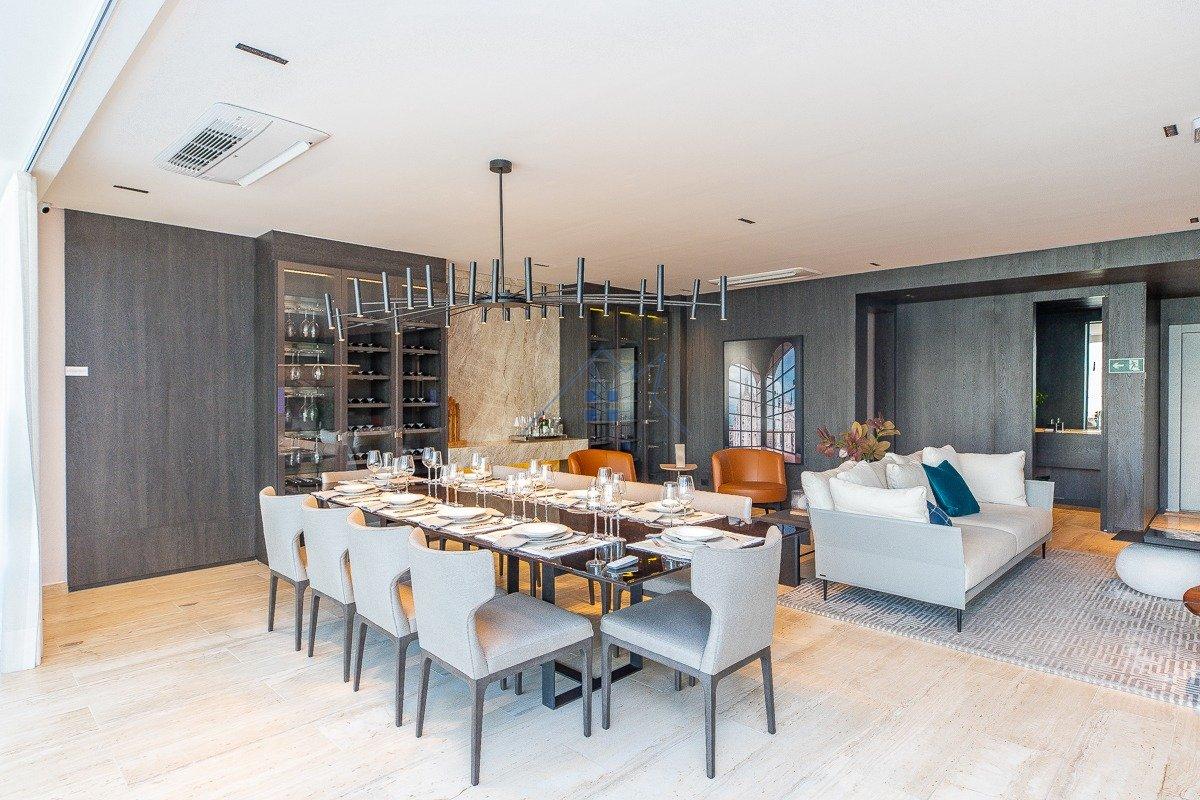 Apartamento no Paraiso com 4 suítes e 4 vagas Rua Achilles Masetti São Paulo - 