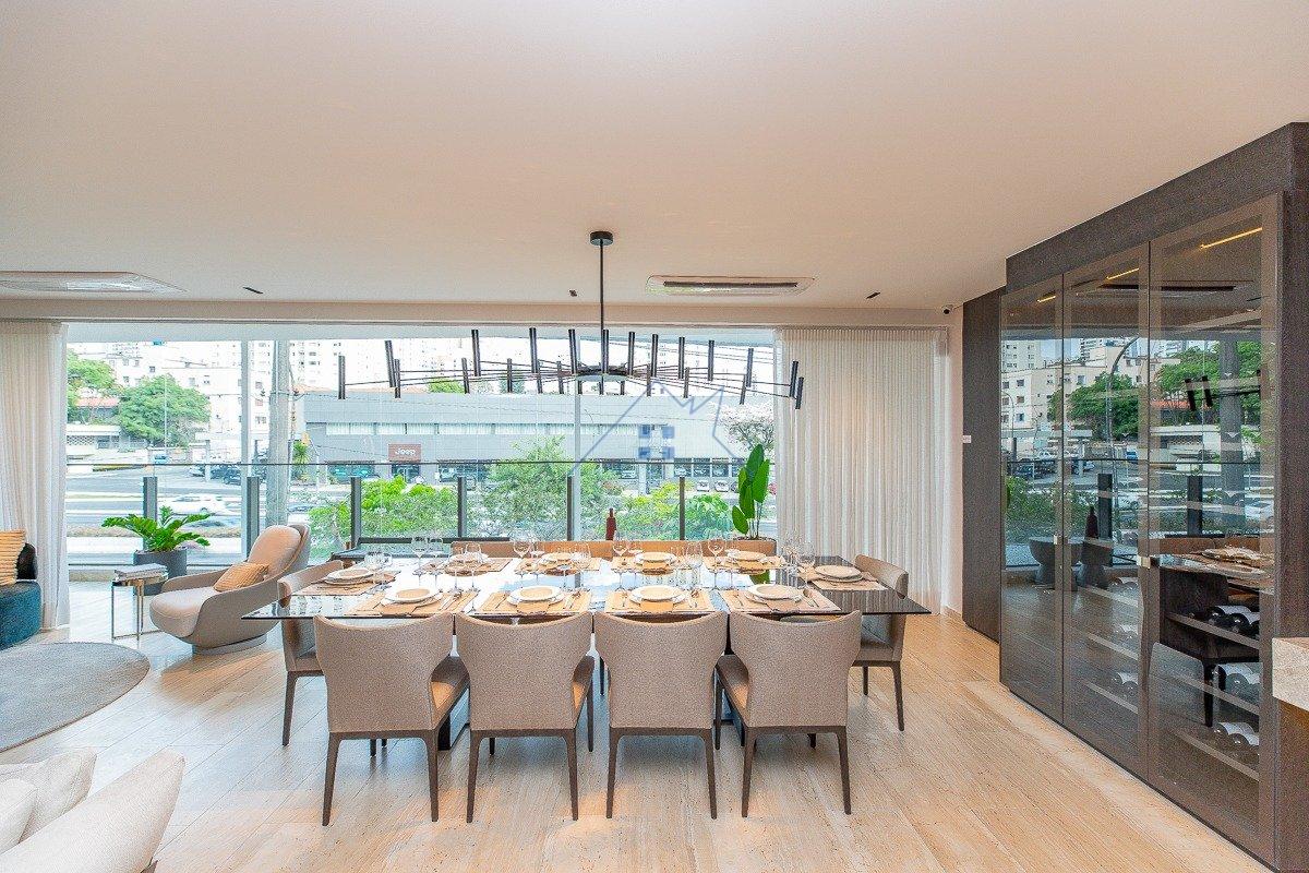 Apartamento no Paraiso com 4 suítes e 4 vagas Rua Achilles Masetti São Paulo - 