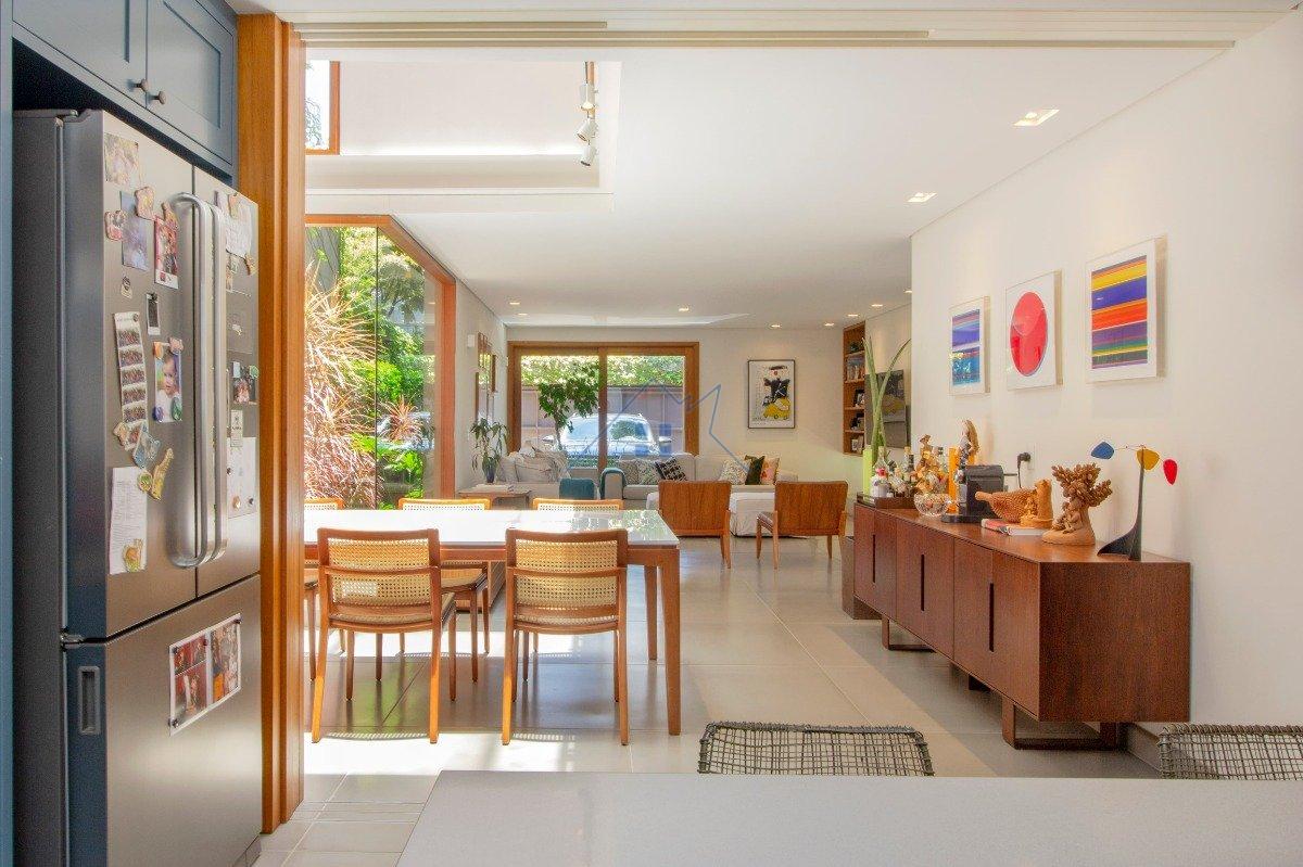 Casa no Jardim Paulistano 3 dorm 1 suíte 2 vagas 278m² Rua Sampaio Vidal São Paulo - 