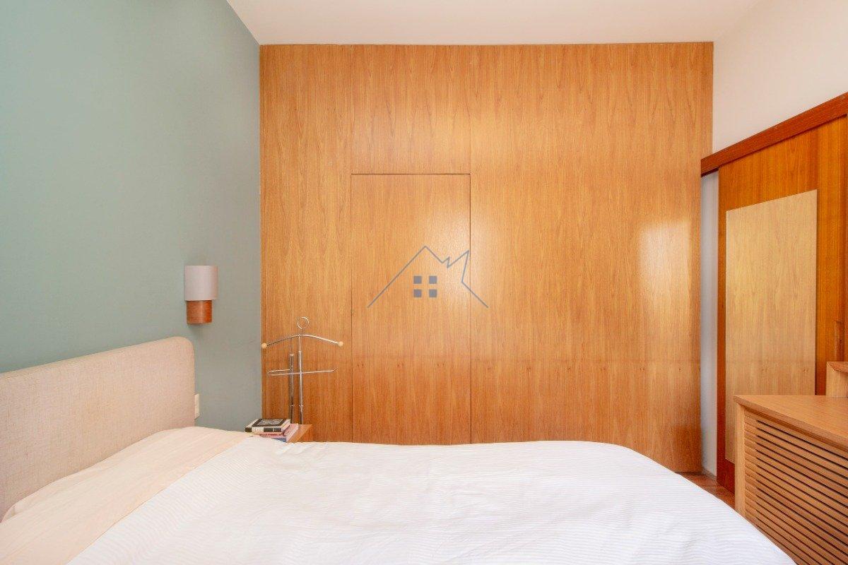 Casa no Jardim Paulistano 3 dorm 1 suíte 2 vagas 278m² Rua Sampaio Vidal São Paulo - 