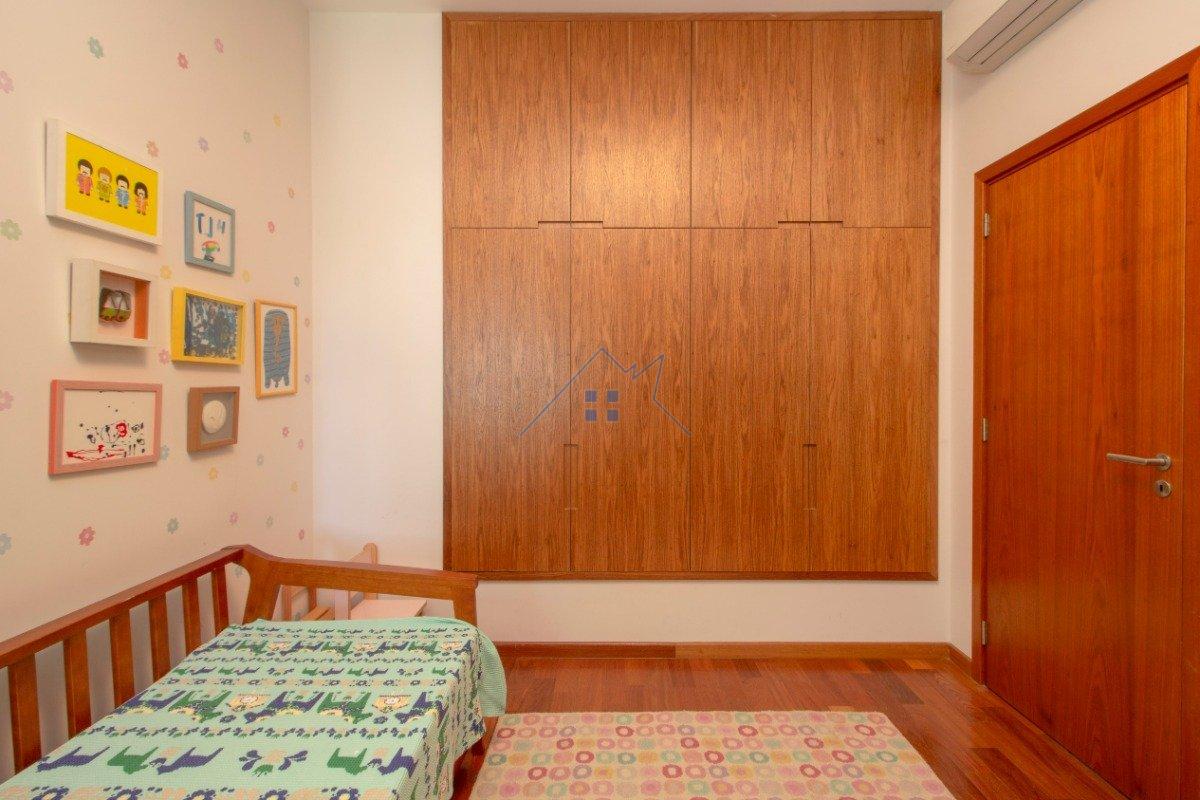 Casa no Jardim Paulistano 3 dorm 1 suíte 2 vagas 278m² Rua Sampaio Vidal São Paulo - 