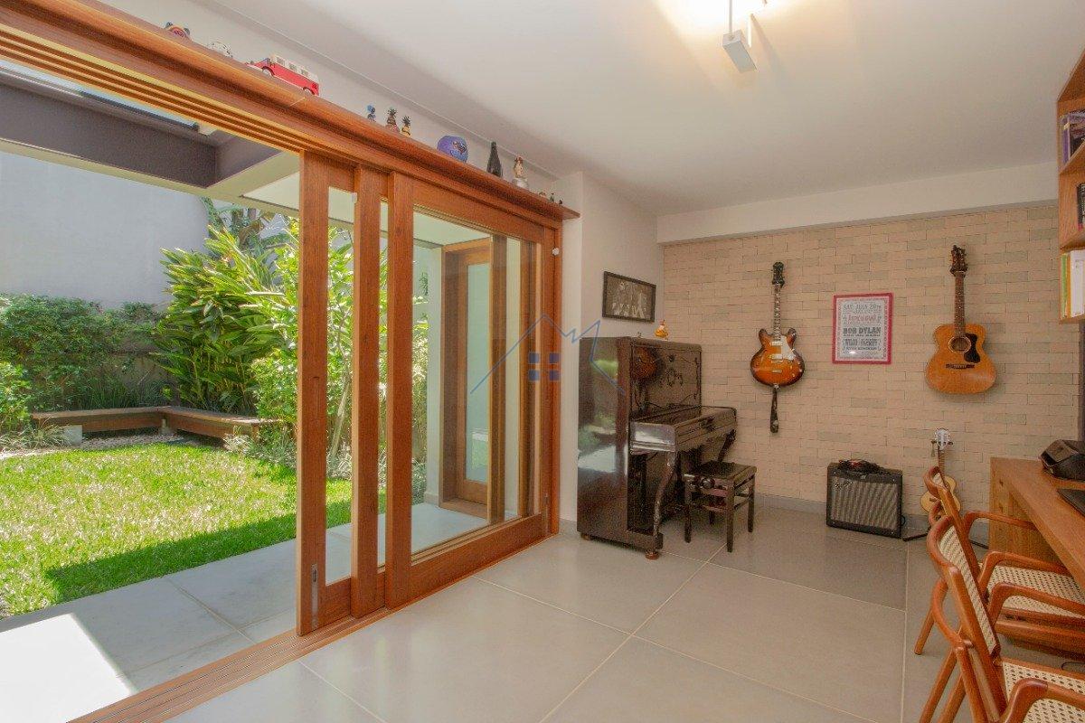 Casa no Jardim Paulistano 3 dorm 1 suíte 2 vagas 278m² Rua Sampaio Vidal São Paulo - 