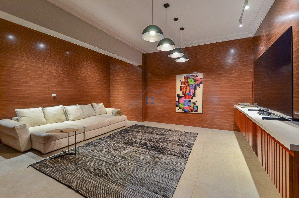 Casa no Jardim América 1117m² 4 suítes 8 vagas Rua Groenlândia São Paulo - 