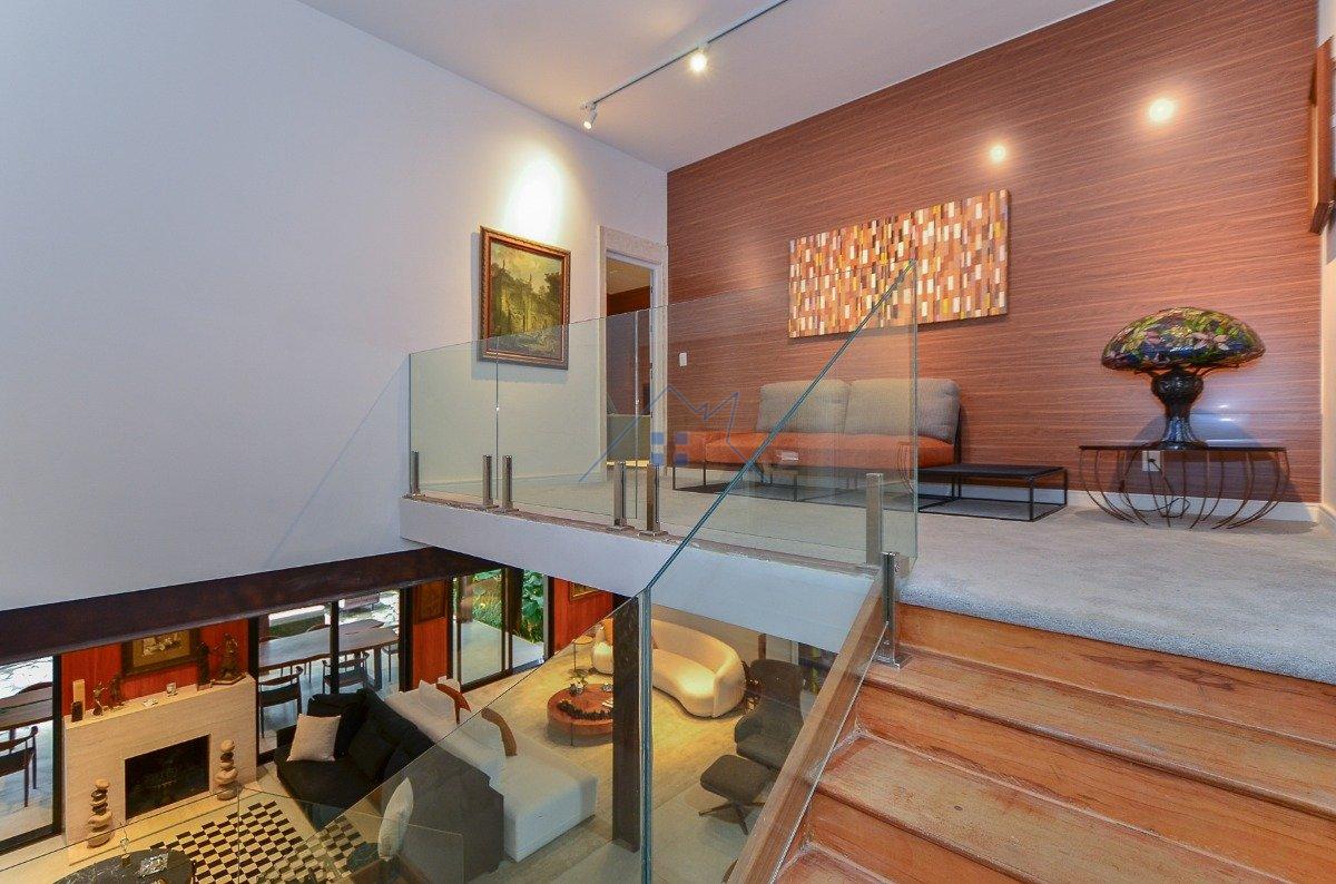 Casa no Jardim América 1117m² 4 suítes 8 vagas Rua Groenlândia São Paulo - 