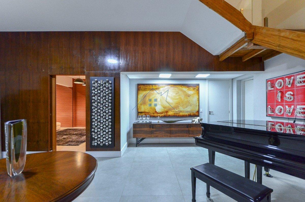 Casa no Jardim América 1117m² 4 suítes 8 vagas Rua Groenlândia São Paulo - 