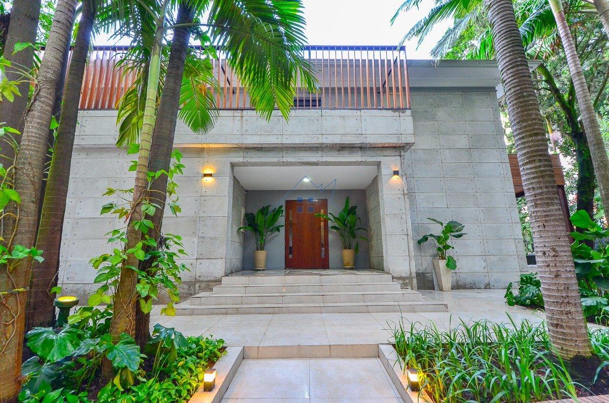 Casa no Jardim América 1117m² 4 suítes 8 vagas Rua Groenlândia São Paulo - 