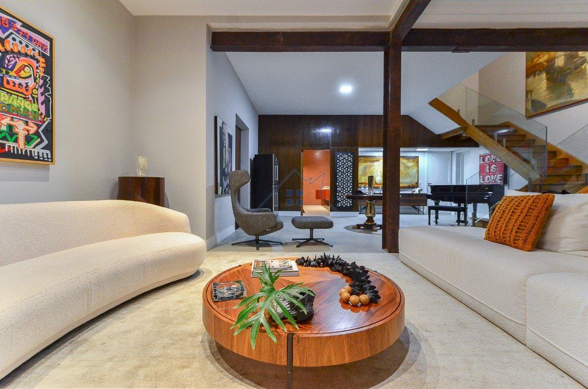 Casa no Jardim América 1117m² 4 suítes 8 vagas Rua Groenlândia São Paulo - 