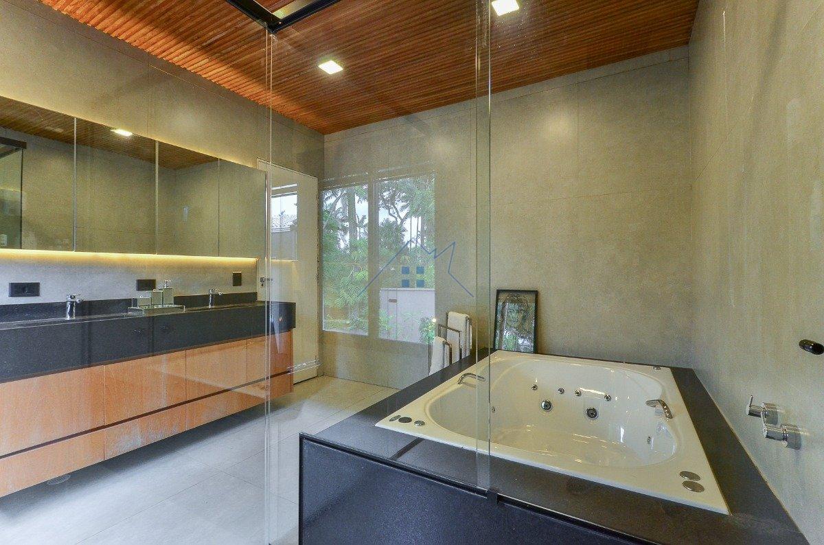 Casa no Jardim América 1117m² 4 suítes 8 vagas Rua Groenlândia São Paulo - 