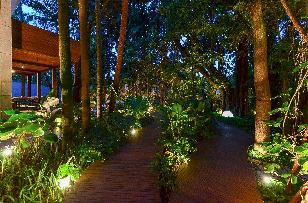Casa no Jardim América 1117m² 4 suítes 8 vagas Rua Groenlândia São Paulo - 