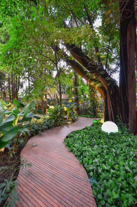 Casa no Jardim América 1117m² 4 suítes 8 vagas Rua Groenlândia São Paulo - 
