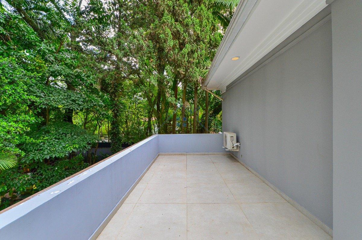 Casa no Jardim América 1117m² 4 suítes 8 vagas Rua Groenlândia São Paulo - 