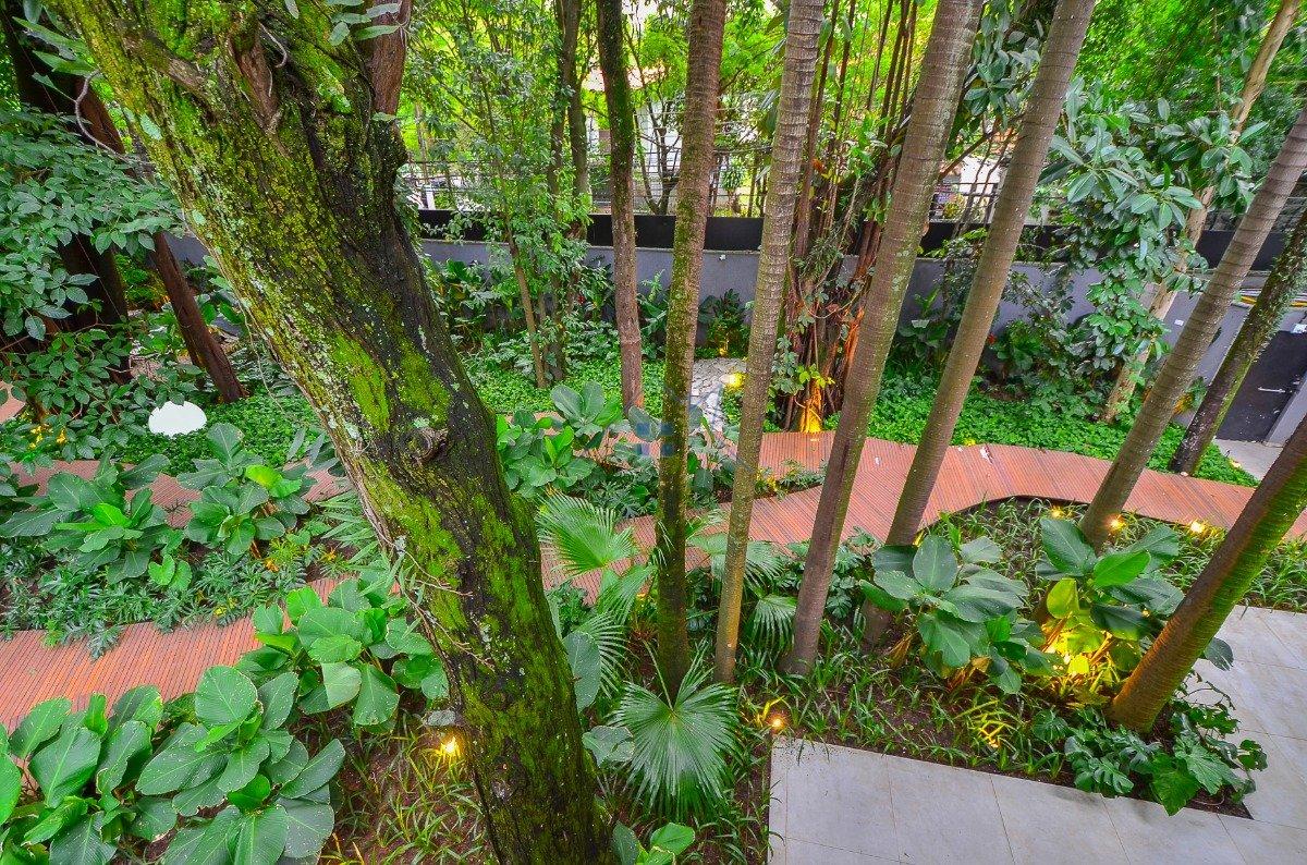 Casa no Jardim América 1117m² 4 suítes 8 vagas Rua Groenlândia São Paulo - 