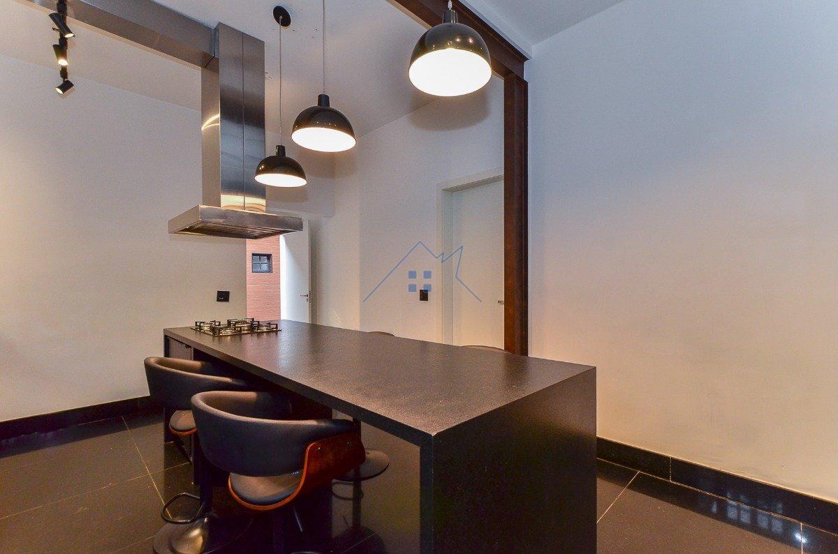 Casa no Jardim América 1117m² 4 suítes 8 vagas Rua Groenlândia São Paulo - 