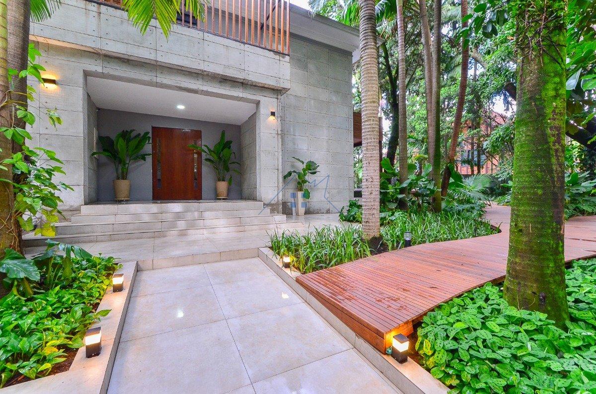 Casa no Jardim América 1117m² 4 suítes 8 vagas Rua Groenlândia São Paulo - 