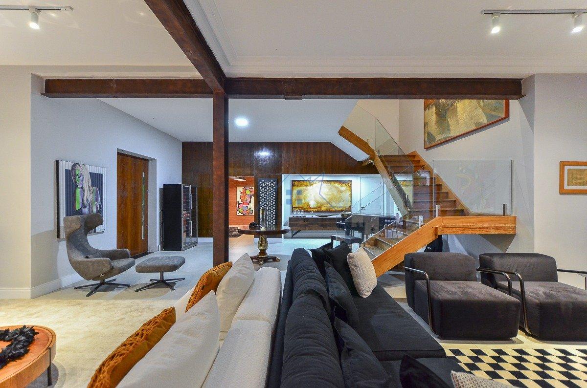 Casa no Jardim América 1117m² 4 suítes 8 vagas Rua Groenlândia São Paulo - 