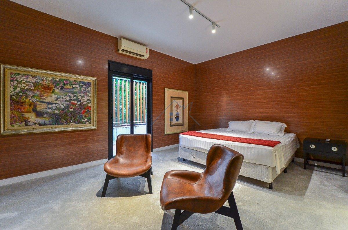 Casa no Jardim América 1117m² 4 suítes 8 vagas Rua Groenlândia São Paulo - 