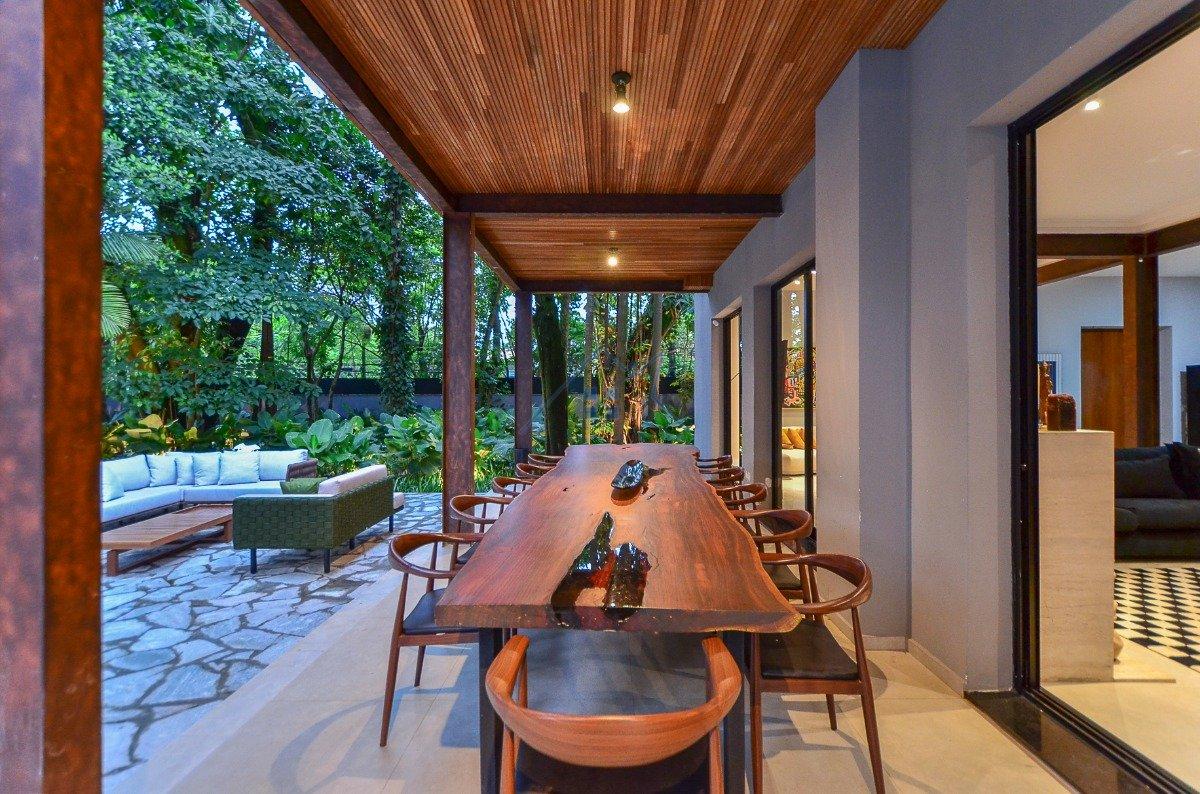 Casa no Jardim América 1117m² 4 suítes 8 vagas Rua Groenlândia São Paulo - 