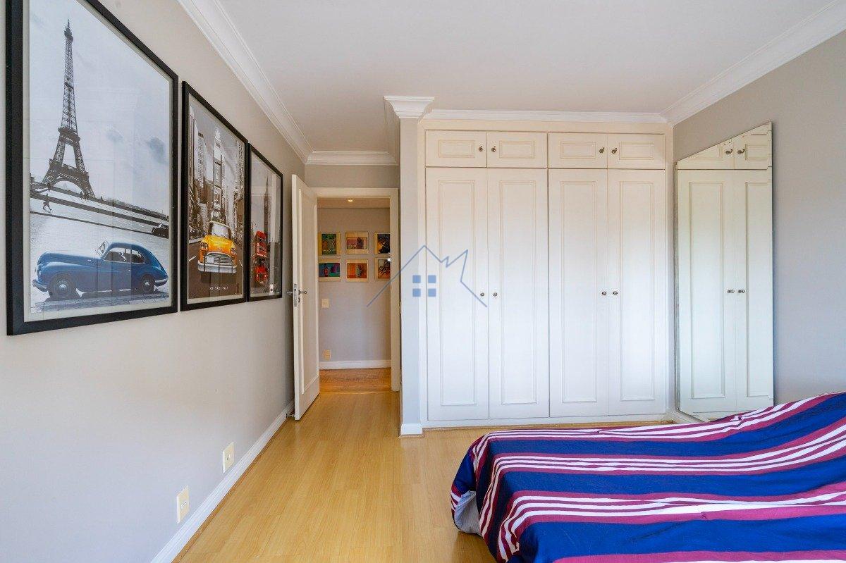 Apartamento na Vila Progredior 260m² 4 dorm 4 vagas Rua José Jannarelli São Paulo - 